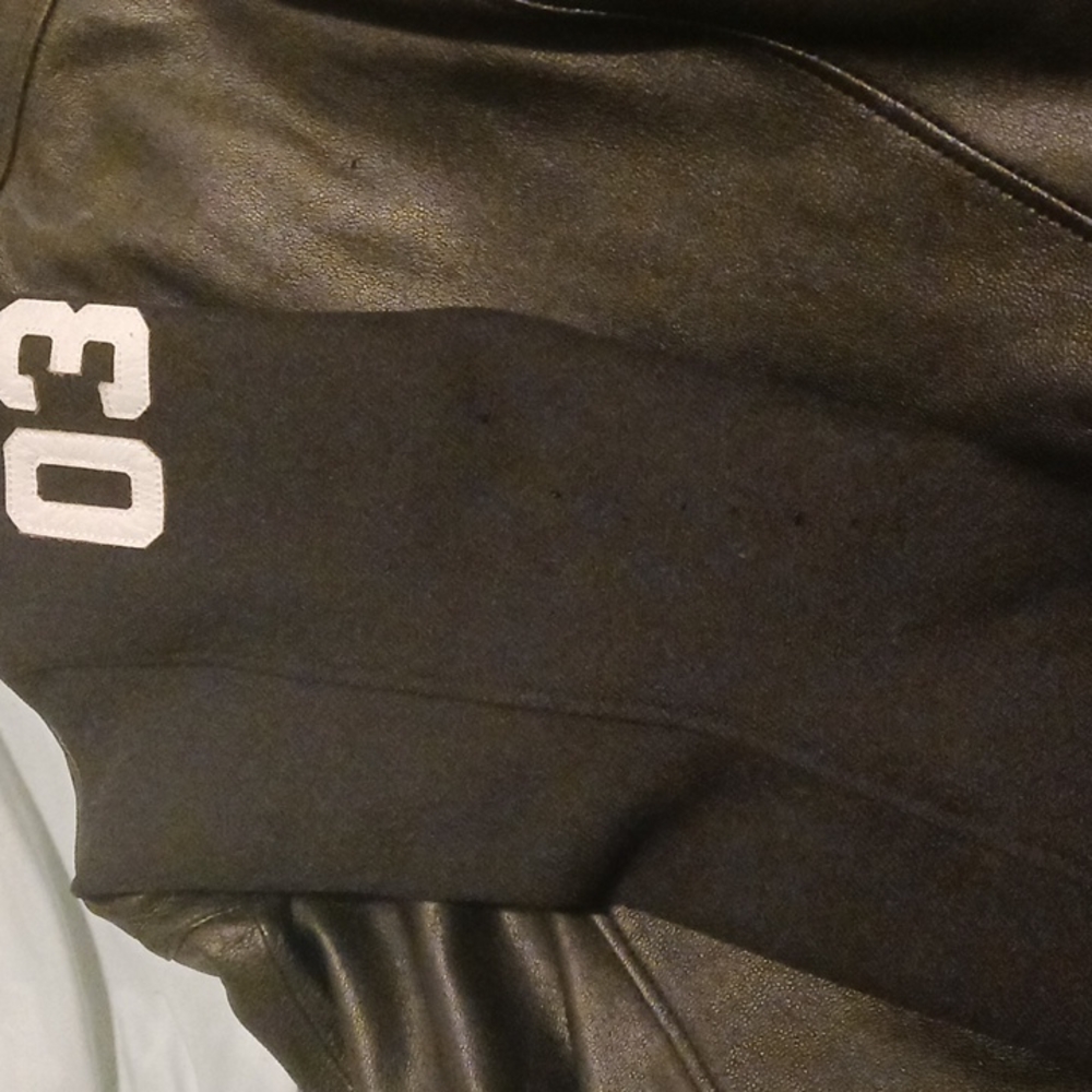 Leather jacket - Picture 5 of 5